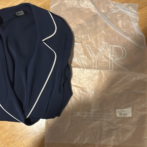 AYR Wrap Robe Dress 6 - New - Picture 15 of 17